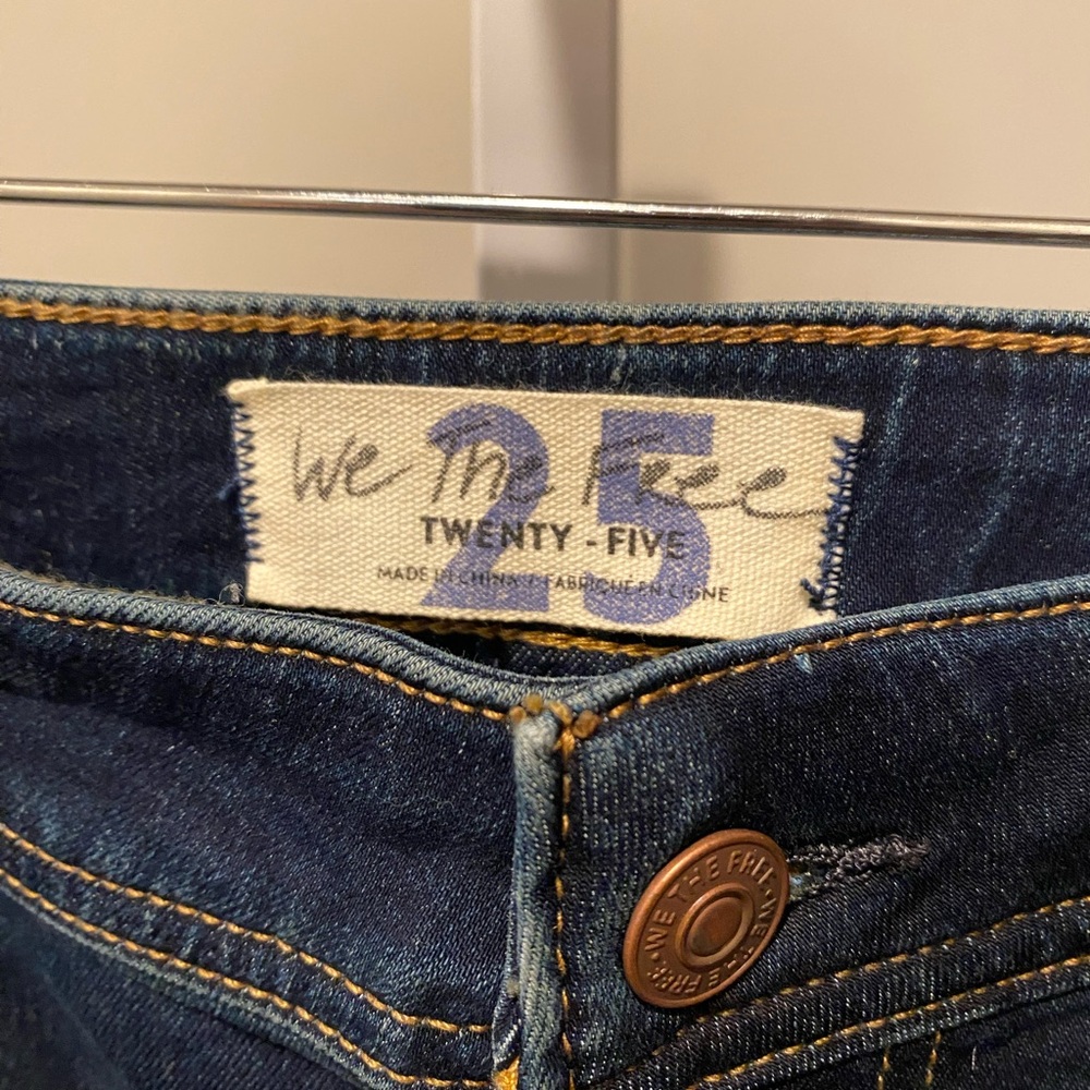 We The Free Blue Skinny Jeans (25) - Picture 4 of 5